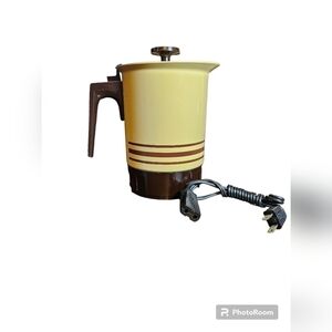 Vintage West Bend Hot pot heat & serve 6 cup pot.